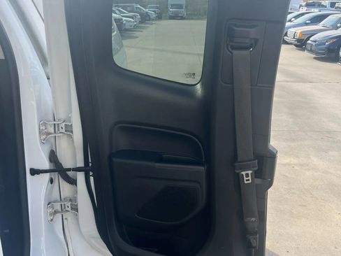 Used 2018 Chevrolet Colorado LT image 11