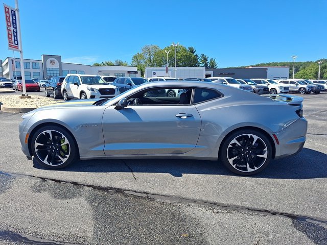 Used 2023 Chevrolet Camaro LT RWD image 4