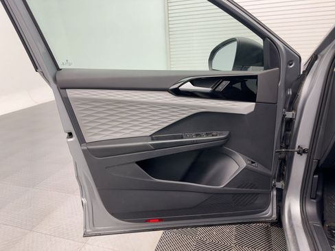 Used 2022 Volkswagen Taos S image 20