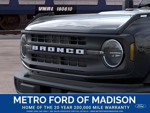 New 2026 Ford Bronco 2-Door AWD/4WD image 18
