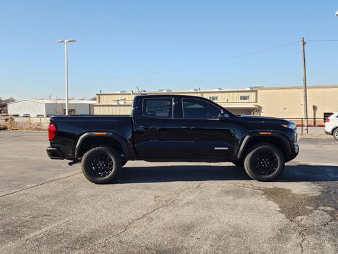 New 2026 GMC Canyon Elevation w/ Convenience Package image 7