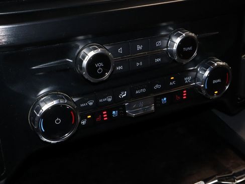 Certified 2023 Ford F350 Lariat w/ Lariat Ultimate Package image 32