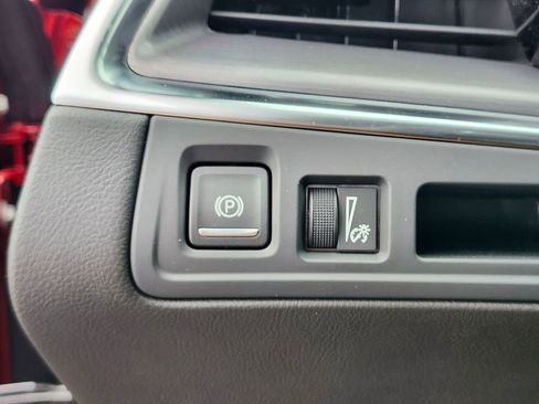 New 2026 Cadillac XT5 Luxury w/ LPO, Floor Liner Package image 21