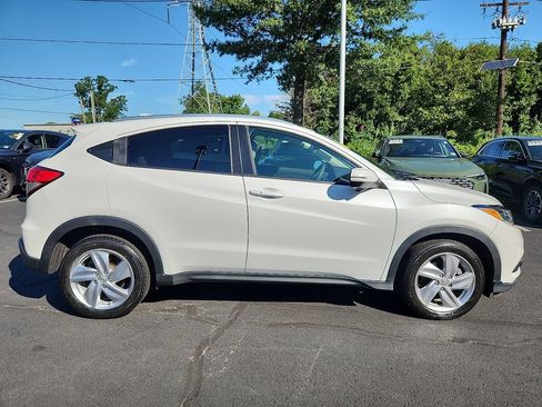 Used 2019 Honda HR-V EX image 13