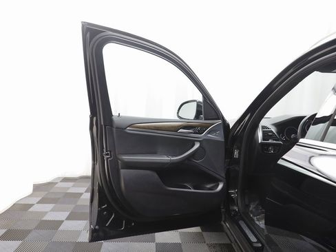 Used 2020 BMW X3 xDrive30i w/ Driving Assistance Package image 4