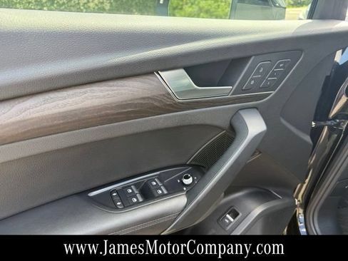 Used 2019 Audi Q5 Premium Plus w/ Premium Plus Package AWD/4WD image 12