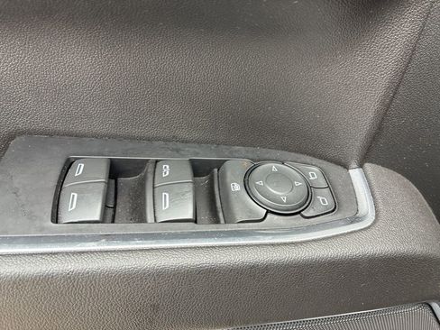 Used 2022 GMC Sierra 1500 Elevation AWD/4WD image 9