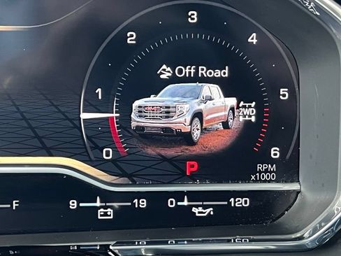 Used 2025 GMC Sierra 1500 SLT w/ SLT Premium Plus Package AWD/4WD image 32