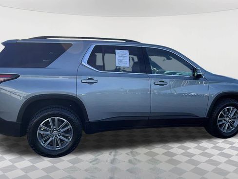 Used 2023 Chevrolet Traverse LT w/ LPO, Floor Liner Package AWD/4WD image 4