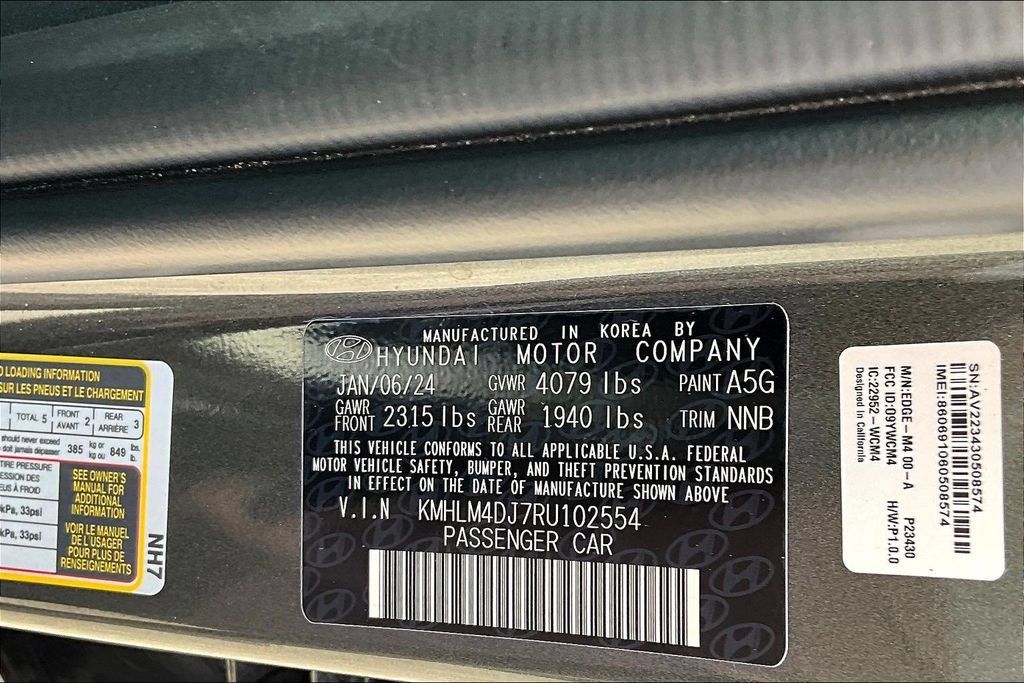 Used 2024 Hyundai Elantra Blue FWD image 18