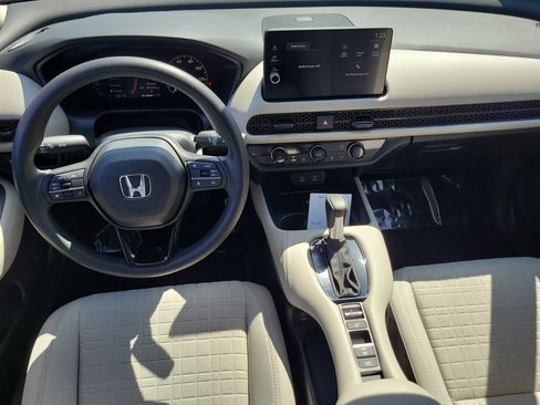Certified 2026 Honda HR-V LX image 10