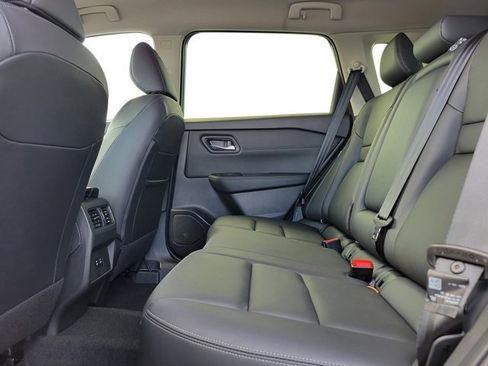 New 2025 Nissan Rogue SL image 23