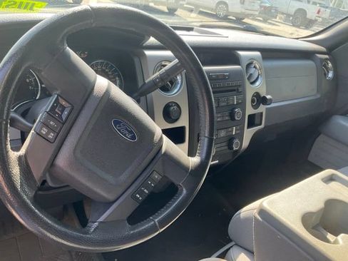 Used 2011 Ford F150 XLT w/ XLT Chrome Pkg AWD/4WD image 12