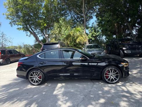 Used 2025 Genesis G70 2.5T RWD image 6