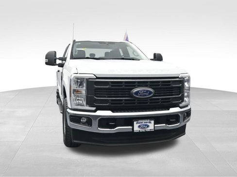 New 2026 Ford F350 XL w/ XL Chrome Package image 2
