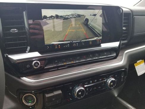 New 2026 GMC Sierra 1500 SLT AWD/4WD image 17