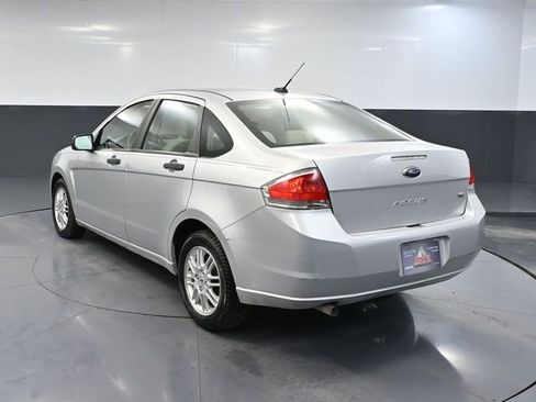 Used 2011 Ford Focus SE w/ 201A Rapid Spec Order Code image 7