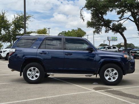 Used 2019 Toyota 4Runner SR5 RWD image 6
