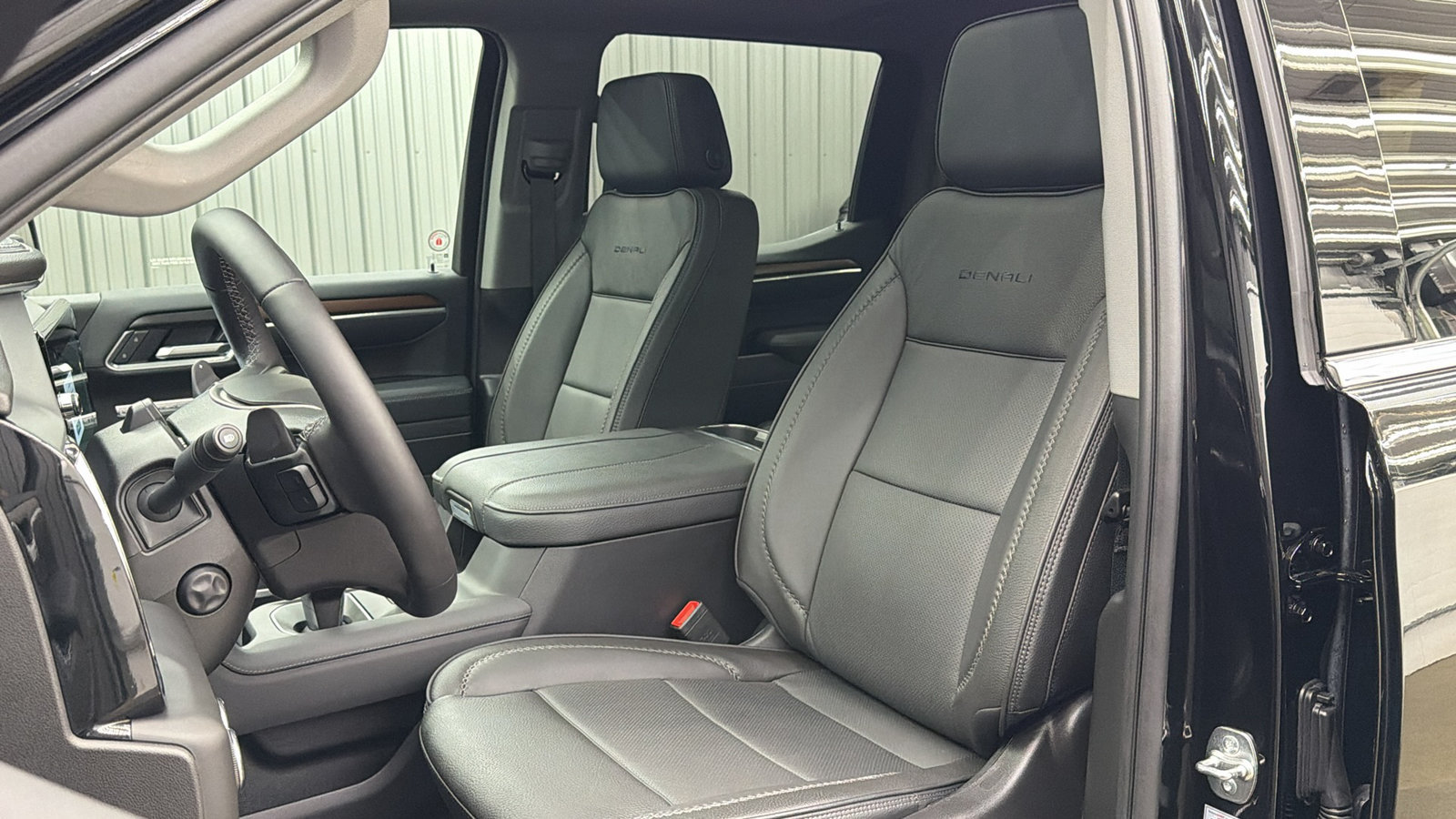 Used 2026 GMC Sierra 1500 Denali w/ Technology Package AWD/4WD image 34