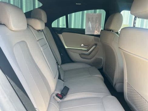 Used 2023 Mercedes-Benz CLA 250 image 23