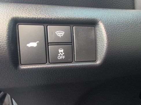 Used 2025 Honda Pilot Black Edition image 13
