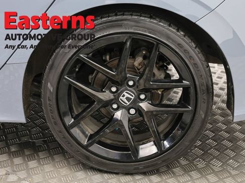 Used 2024 Honda Civic Sport image 32