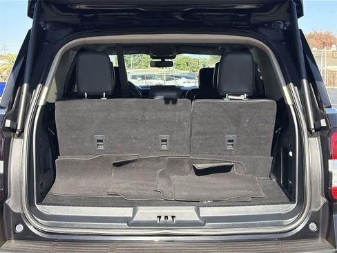 Used 2024 Ford Expedition XLT image 32
