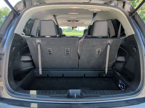 Used 2016 Honda Pilot Touring image 14