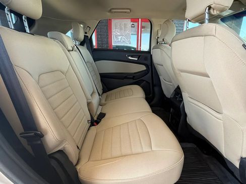 Used 2018 Ford Edge SE w/ Cargo Accessory Package FWD image 22