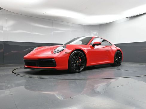 Certified 2020 Porsche 911 Carrera S RWD image 31