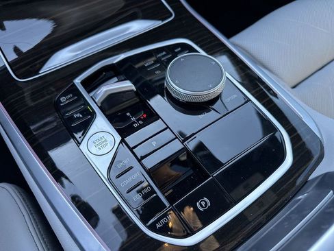 Certified 2024 BMW X5 sDrive40i w/ Premium Package image 24