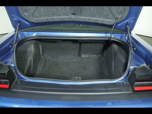 Used 2020 Dodge Challenger R/T w/ Blacktop Package image 17