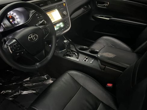 Used 2016 Toyota Avalon Touring image 12