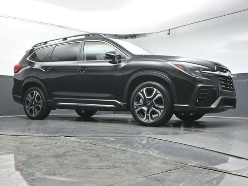 Used 2023 Subaru Ascent Limited AWD/4WD image 41