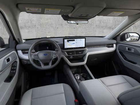 New 2026 Ford Explorer Active AWD/4WD image 9