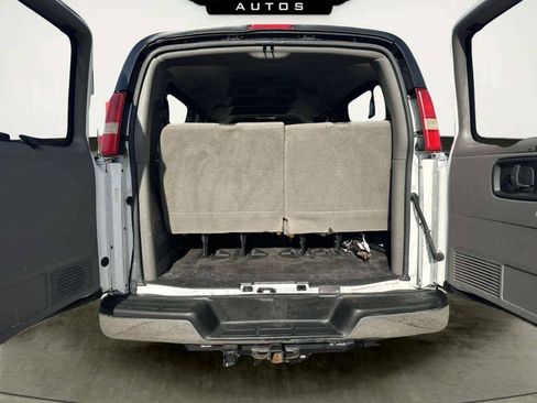 Used 2014 Chevrolet Express 3500 LT w/ LT Preferred Equipment Group RWD image 11
