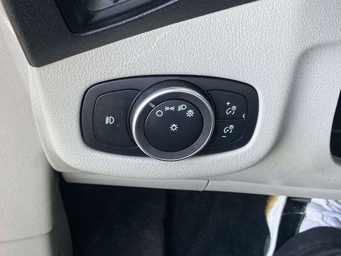 Used 2023 Ford Transit Connect XLT FWD image 27