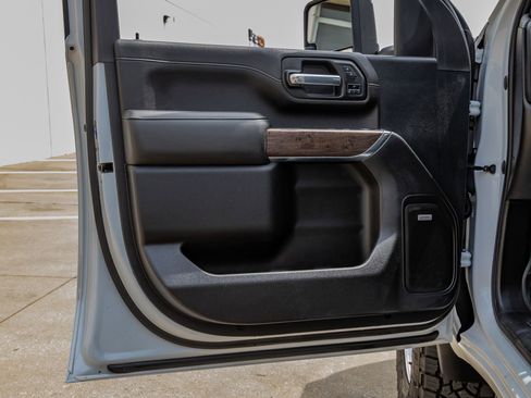 Used 2021 GMC Sierra 3500 Denali w/ Denali Ultimate Package image 35