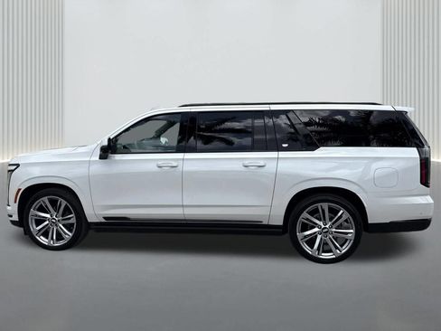 Certified 2025 Cadillac Escalade ESV Sport Platinum AWD/4WD image 10