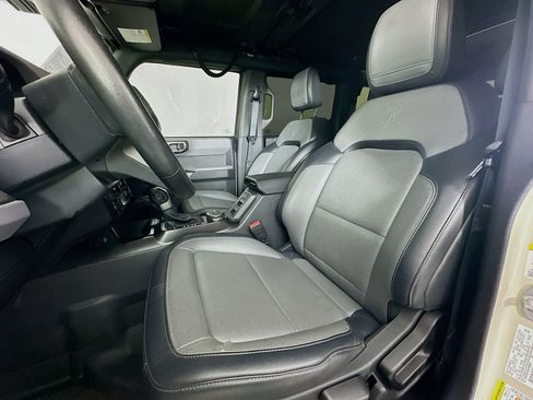 Used 2022 Ford Bronco Everglades AWD/4WD image 21