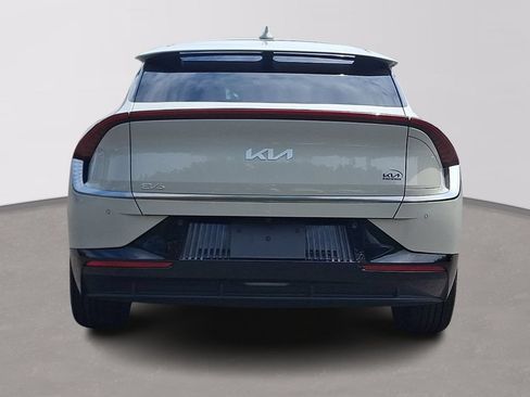 Used 2023 Kia EV6 Wind AWD/4WD image 5