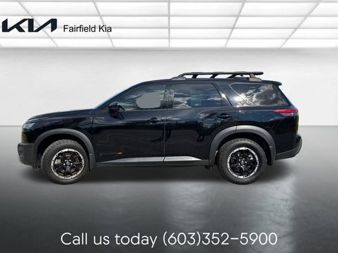 Used 2025 Nissan Pathfinder Rock Creek AWD/4WD image 2