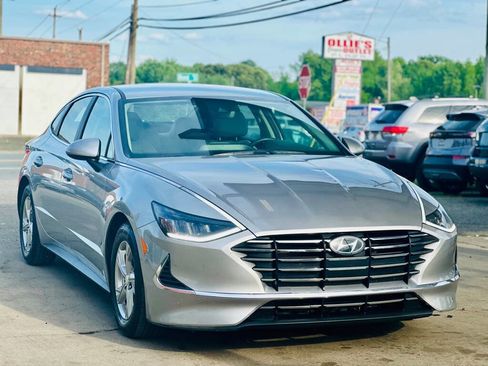 Used 2021 Hyundai Sonata SE FWD image 1