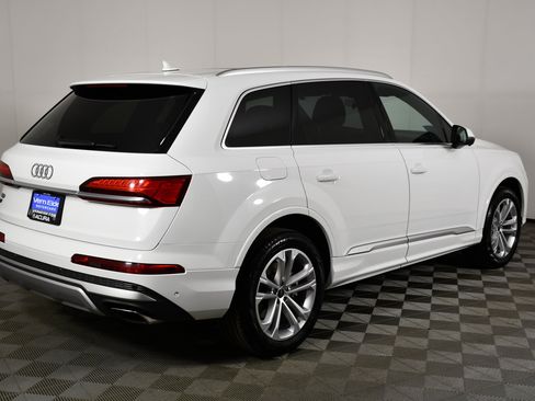 Used 2025 Audi Q7 3.0T Premium Plus AWD/4WD image 6