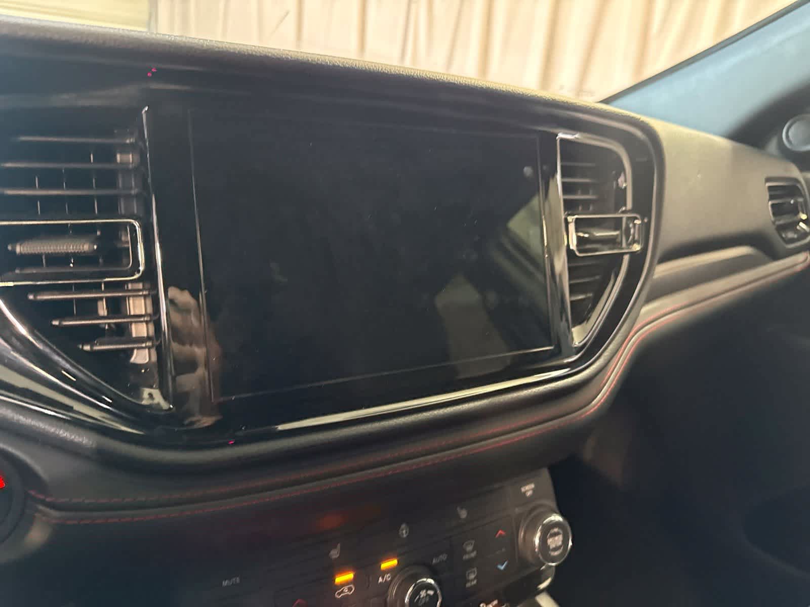 Used 2025 Dodge Durango GT AWD/4WD image 23
