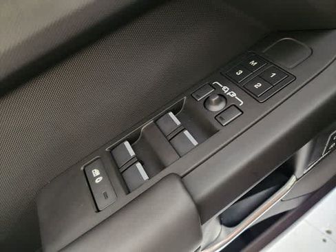 Used 2026 Land Rover Defender 130 S AWD/4WD image 23