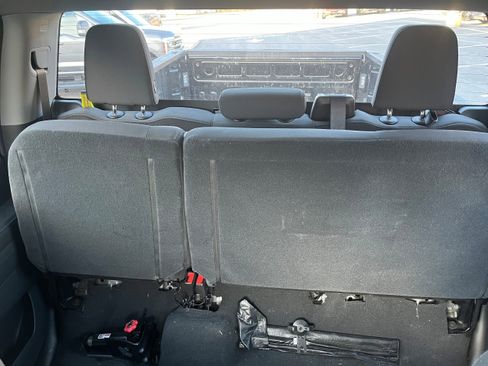 Used 2024 Chevrolet Silverado 2500 LT w/ Convenience Package image 10