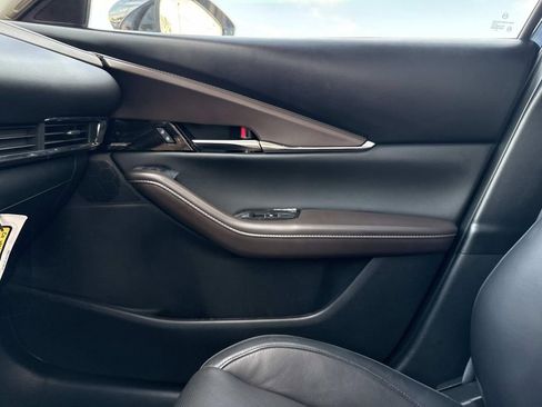 Certified 2025 MAZDA CX-30 2.5 Turbo w/ Premium Plus Pkg image 30