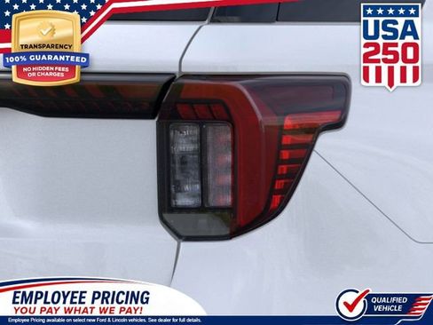 New 2026 Ford Explorer Active w/ Active Comfort Package RWD image 21