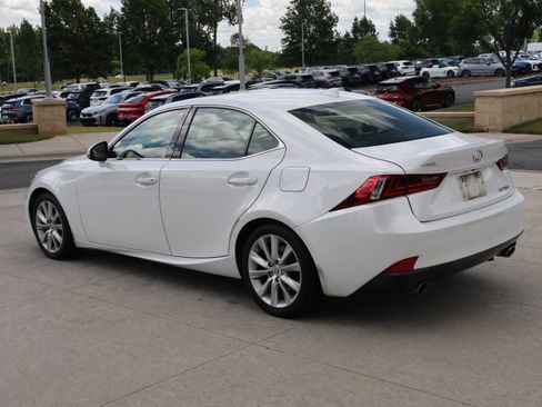Used 2015 Lexus IS 250 RWD image 7